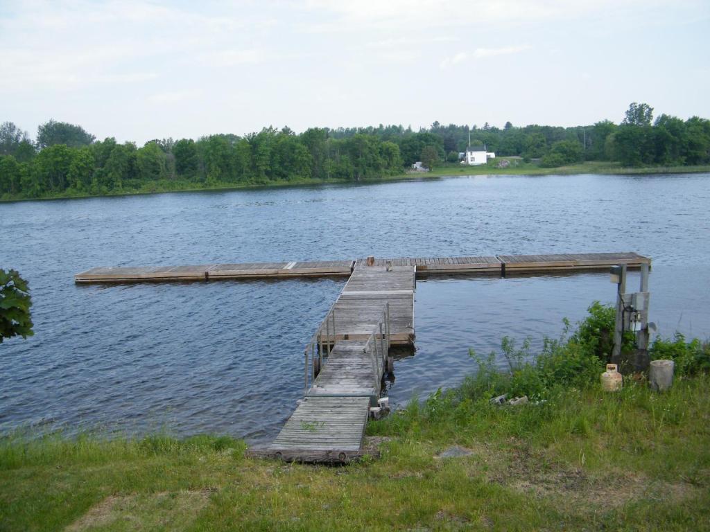 Campbellford River Inn Exterior foto